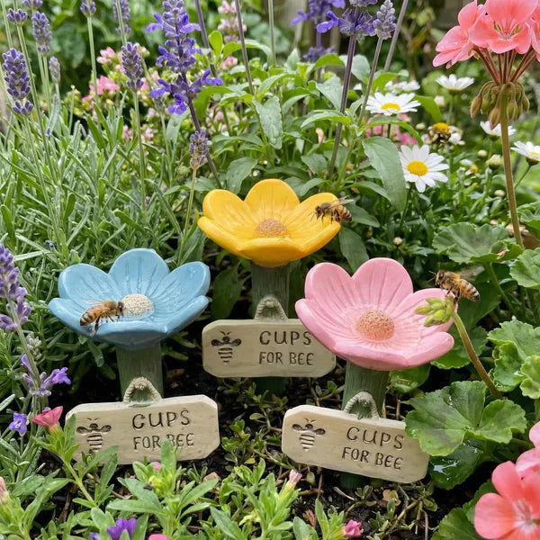 De pauze van de bijen® - Gun ze een verfrissende pauze en zie hoe uw tuin weer tot leven komt