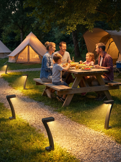 Moderne, op zonne-energie werkende padverlichting in een creatief ontwerp