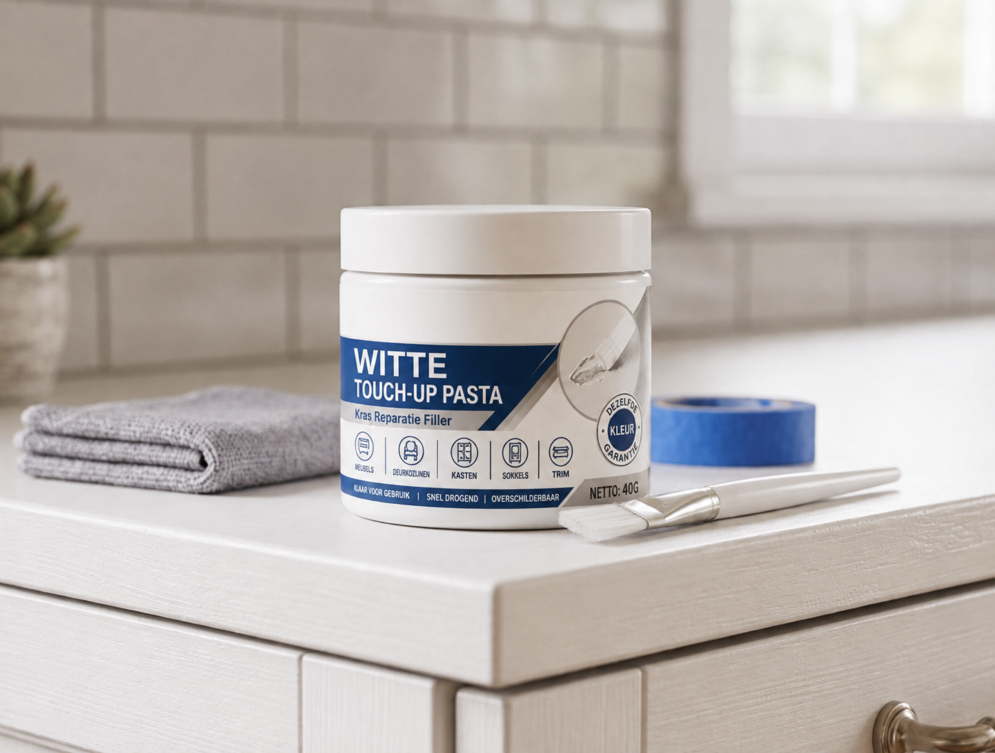 Reparatiepasta voor witte meubels