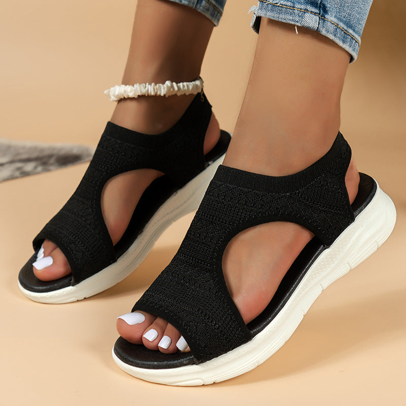 Comfortabele, ademende, platte sandalen